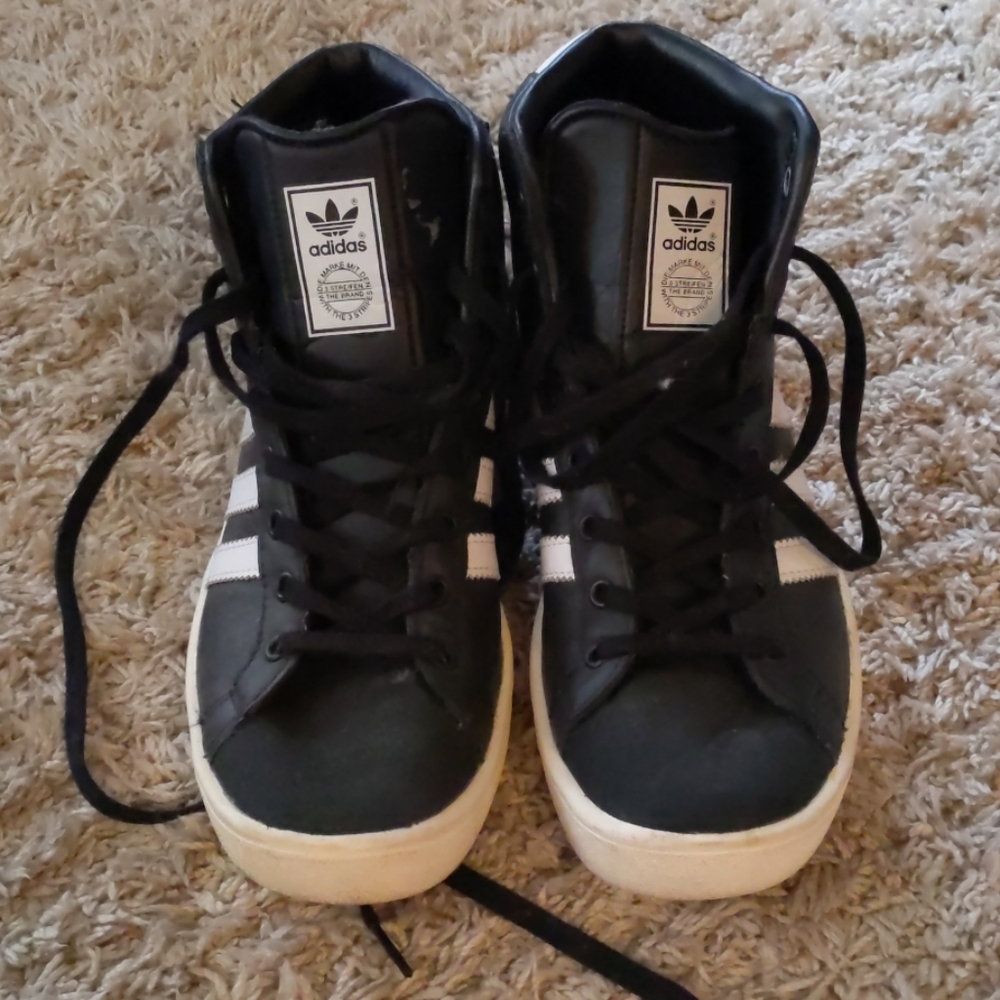 Adidas ALLROUND sneakers worn twice!
